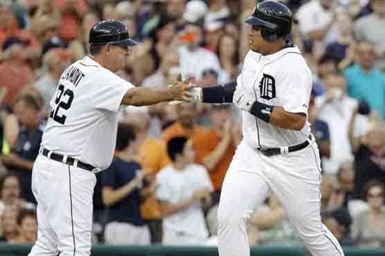Cabrera lead Tigers to sixth straight win 