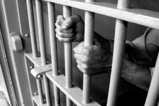  Oman: eight people jailed for Internet posts