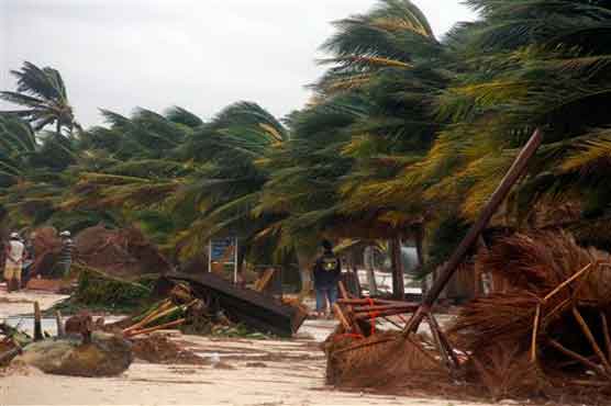 Tropical storm Ernesto picks up strength
