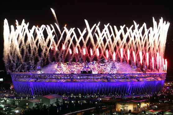 Olympics closing ceremony 'camp and cheesy'