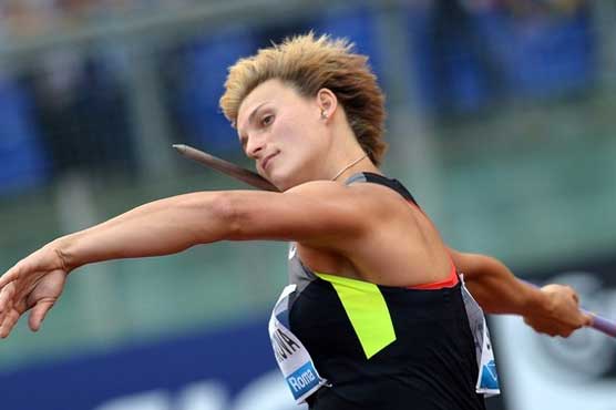 Czech Spotakova retains women's Javelin gold