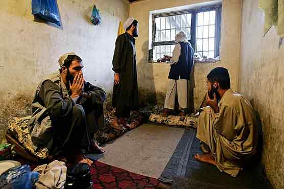 Taliban prisoners: Pakistan confirms talks with Afghanistan