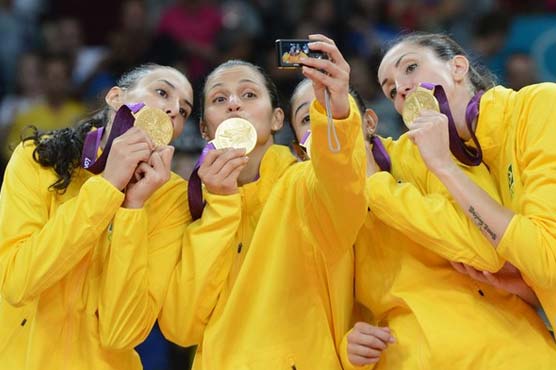 Brazil stuns US for gold in women's volleyball