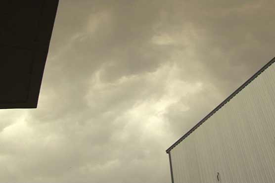 Country's different parts receive rain 