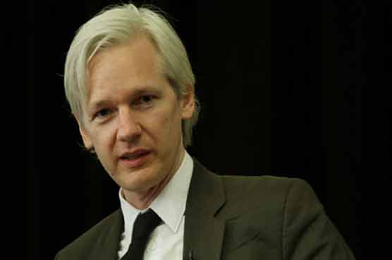 UK protests as Ecuador grants asylum to J Assange