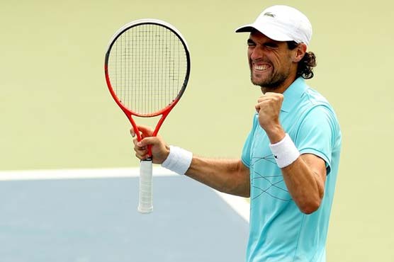 Murray upset in 2 sets by Chardy in Cincinnati