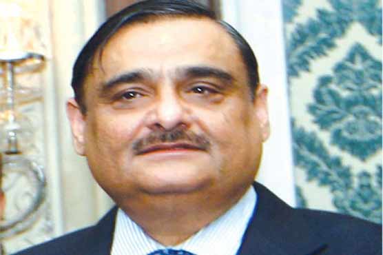 Govt pursuing LNG import project: Dr Asim