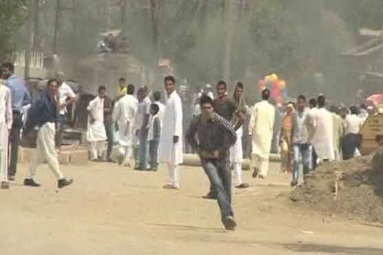 Anti-India protests in Srinagar after Eid prayers 