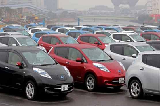 US tests cars that can communicate 