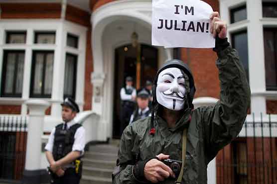 Anonymous hits UK govt websites in Assange protest