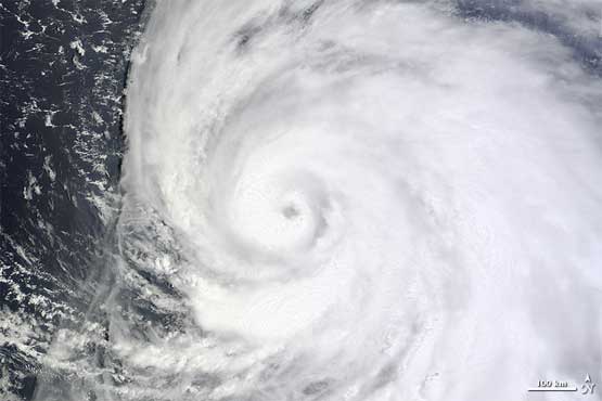Powerful typhoon lumbers toward Japan's Okinawa