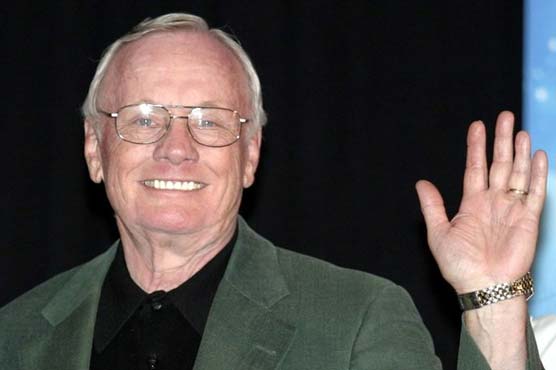 Neil Armstrong, 1st man on the moon, dies