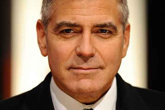 Clooney raises funds for Obamas election campaign 