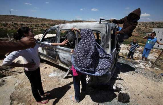 Palestinian cars torched in suspected hate crime