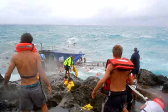 Asylum seekers boat sinks off Indonesia