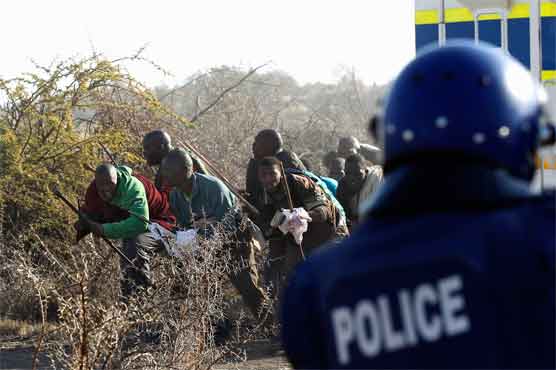 SA police shot dead Lonmin mine workers in cold blood