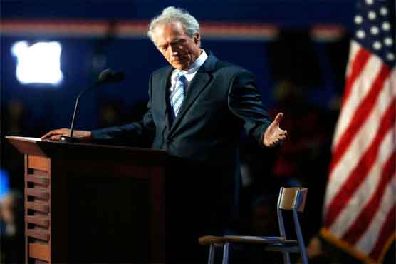  Clint Eastwood mocked for supporting Romney 