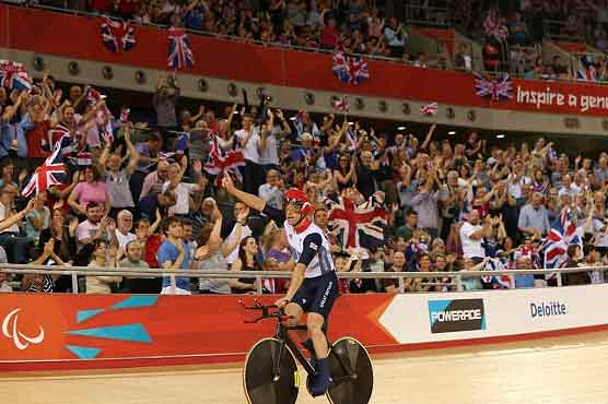 Paralympics: Britain's Mark Colbourne wins 3km pursuit gold 