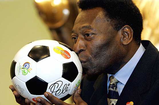 Recovering from surgery, Pele receives Blatter