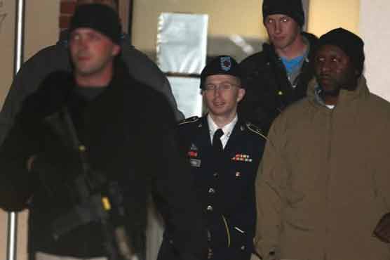 Gender identity struggle figured in Manning's detention