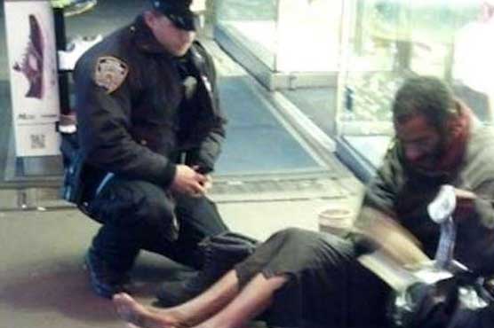 Despite gift, US beggar prefers the shoeless life