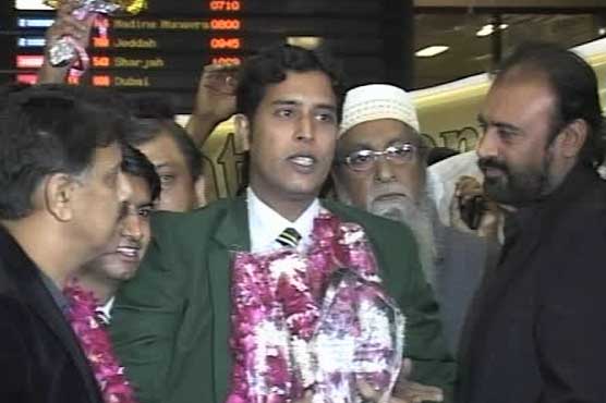 World snooker champion Asif reaches Karachi