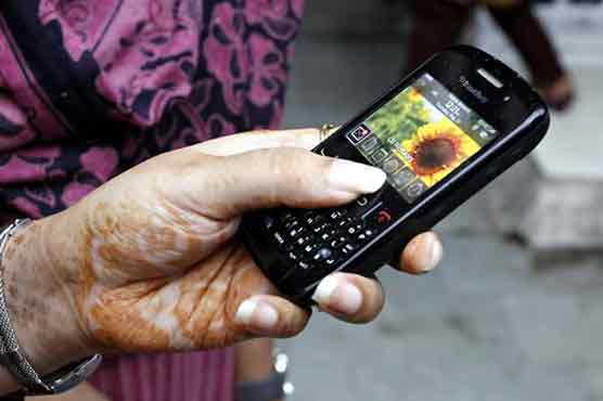 Indian village council fines girls using cell phones 