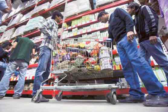 India's parliament permits foreign retailers entry