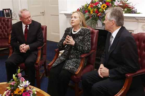 Flag issue with UK: Hillary arrives in N. Ireland