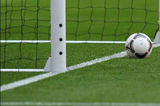 United, City search for spark in Manchester derby