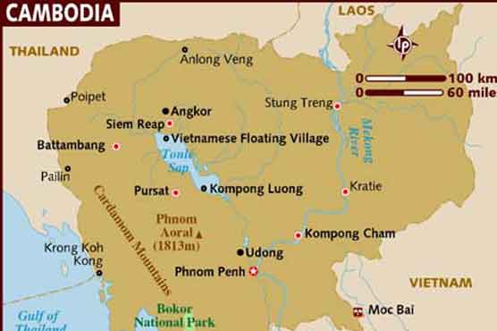 Eight die in Cambodia night market blaze