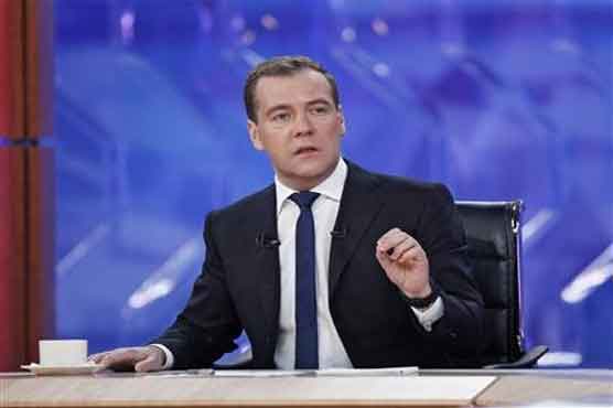 Russian PM talks Father Christmas, aliens and 'jerks'