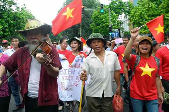 Vietnam breaks up anti-China protest 