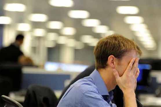 Italian stocks plunge after political crisis 