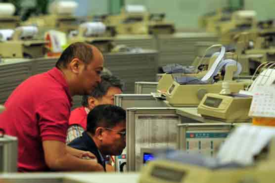 Asian markets mixed, eyes on US fiscal talks