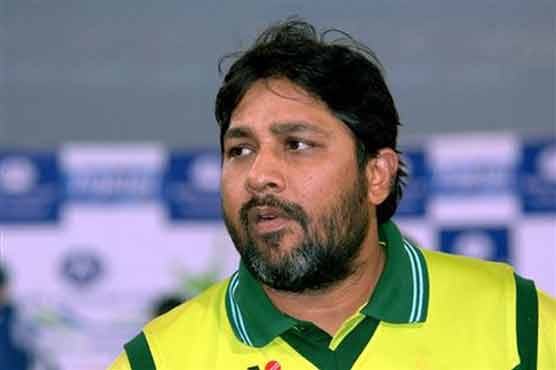  Inzamam, psychologist to train India-bound team 