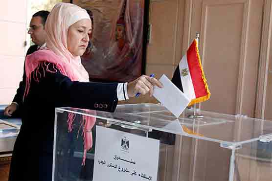 Egypt Islamists claim majority in vote on charter