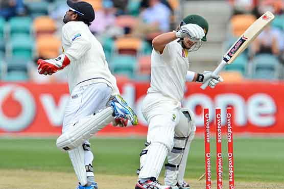 Australia chase 8 wickets to beat Sri Lanka