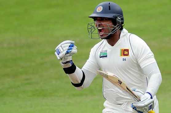 Sangakara reaches 10,000 runs as Sri Lanka crash 