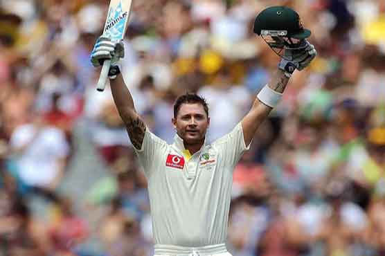 Clarke makes century; Sri Lanka takes 3 wickets