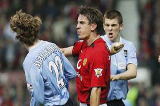 Man United out to tighten screw on flagging City 