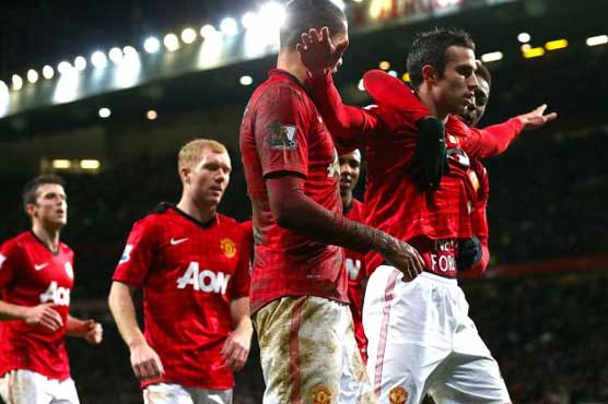 United beat West Brom 2-0 to keep 7-point lead