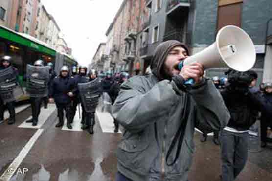 Macedonian protesters demand budget cuts