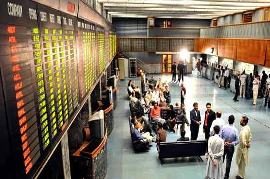  KSE hits record 17,000 points 
