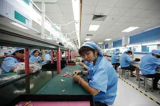 Chinas manufacturing rises in January