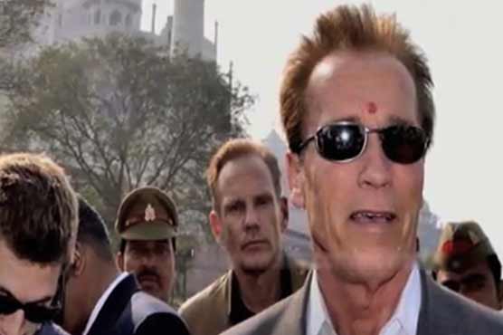 Arnold Schwazenegger stopped to enter Taj Mahal