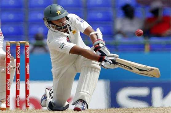 Azhar hits hundred as Pakistan strengthen hold