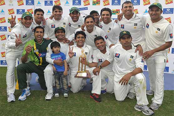 Valiant Pakistan whitewash No. 1 Test side