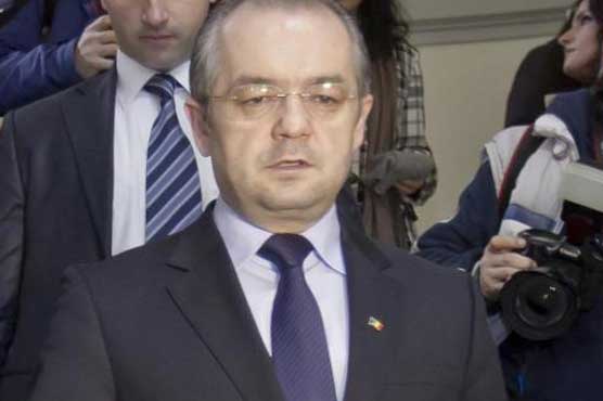 Romania's government collapses