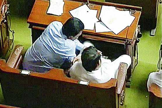 India: BJP state ministers quit over porn video row